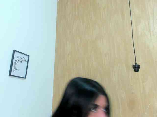 Pretty-BigBoobs webcam