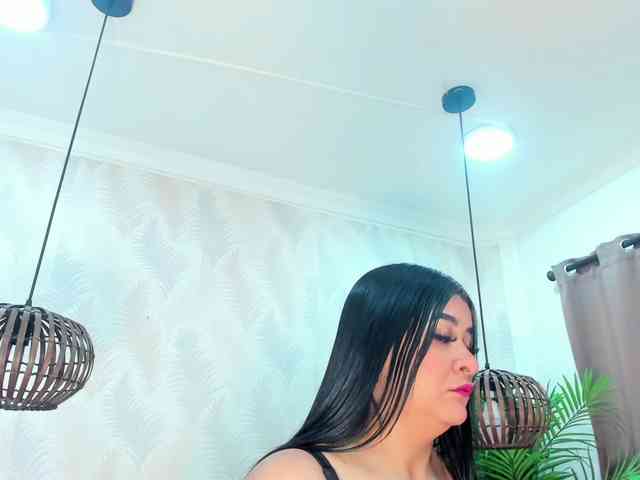 Pretty-BigBoobs webcam