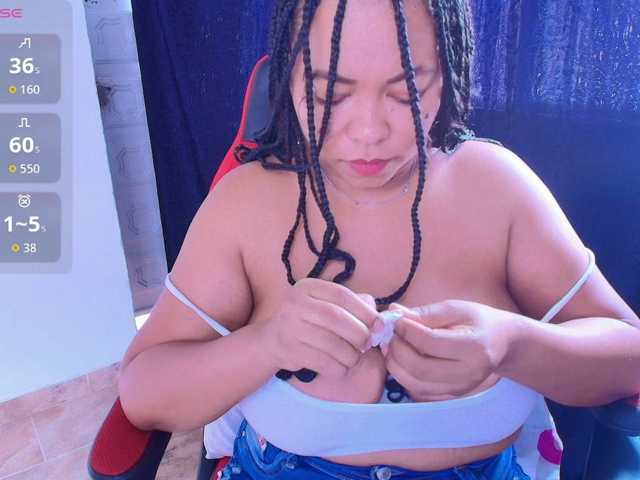 Italy-boobs's BongaCams show and profile