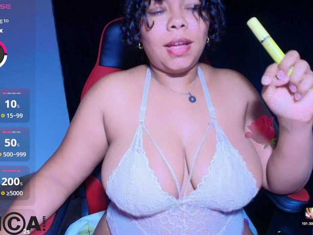 Italy-boobs's BongaCams show and profile