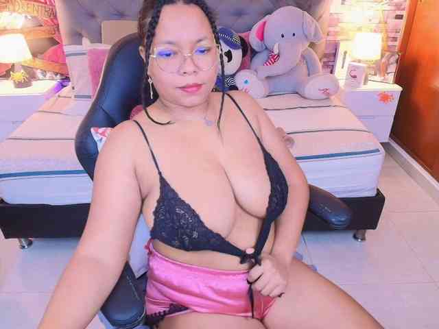 Italy-boobs webcam
