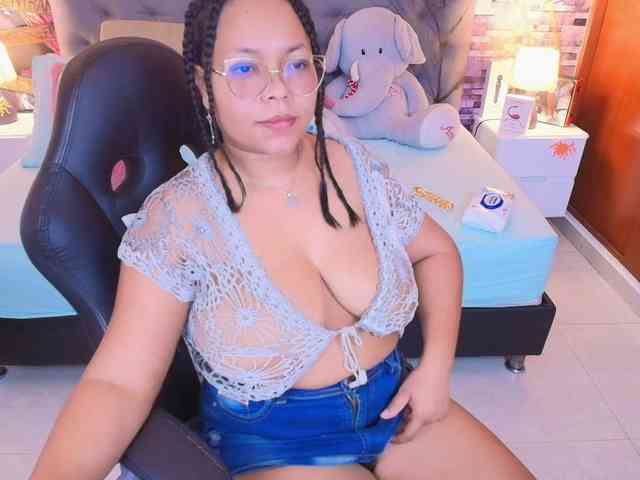 Italy-boobs webcam
