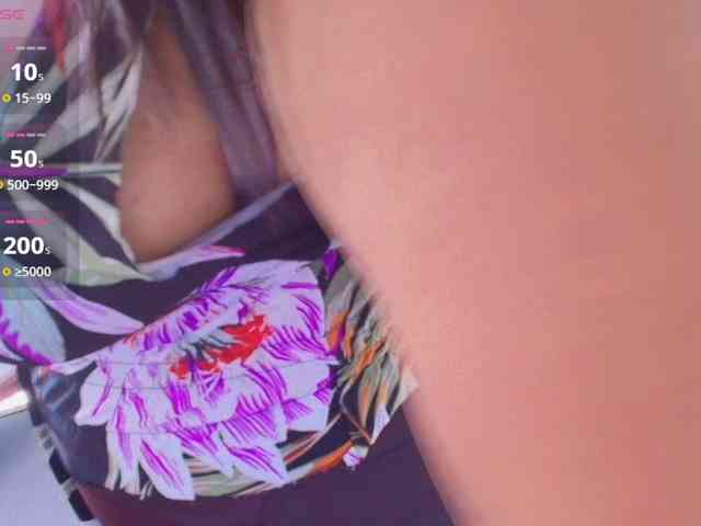 Italy-boobs webcam