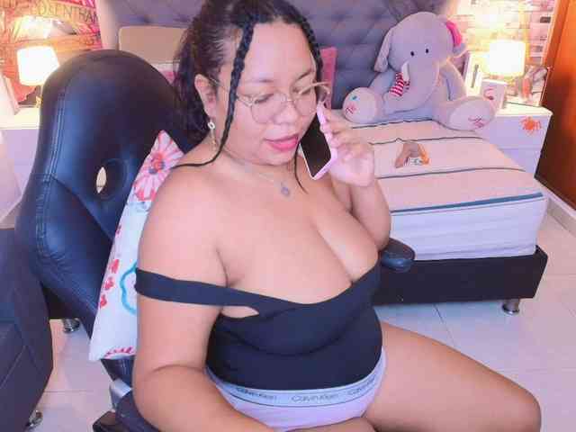 Italy-boobs webcam