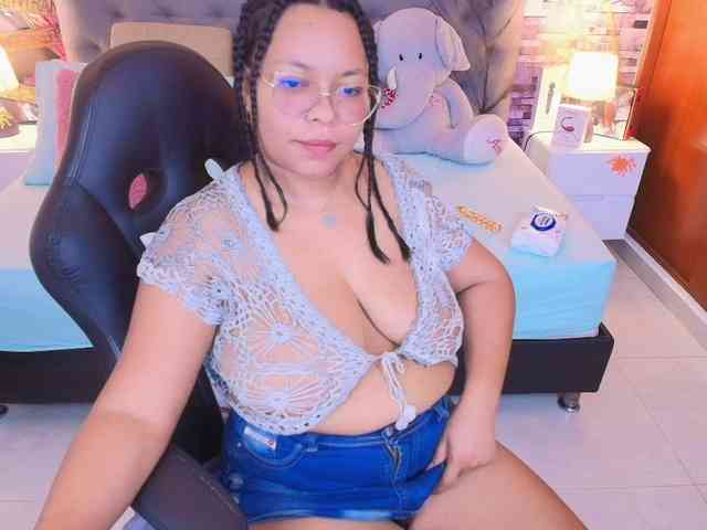 Italy-boobs webcam