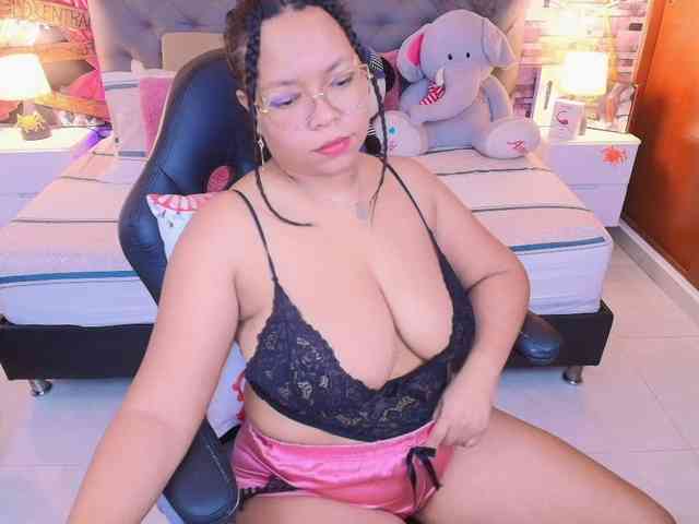 Italy-boobs webcam