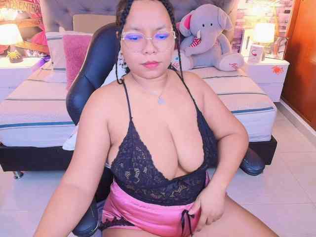 Italy-boobs webcam