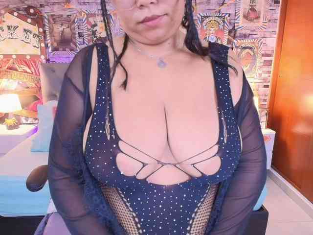 Italy-boobs webcam