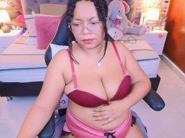 Italy-boobs webcam