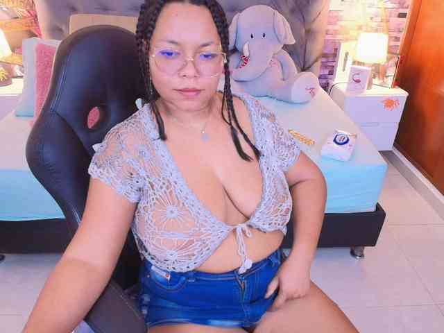 Italy-boobs webcam