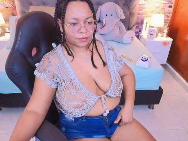 Italy-boobs webcam