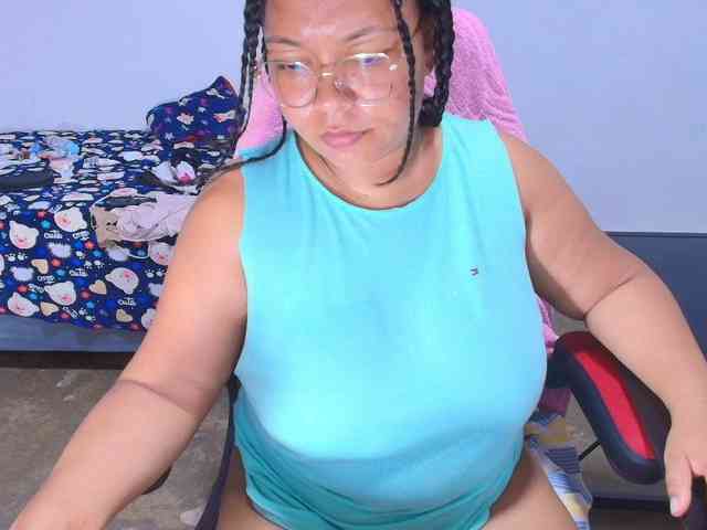 Italy-boobs webcam