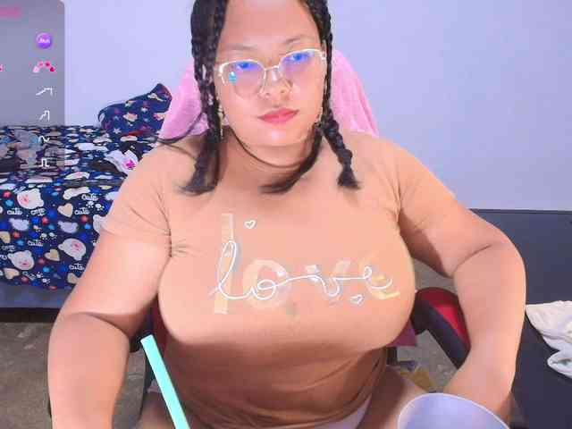 Italy-boobs webcam