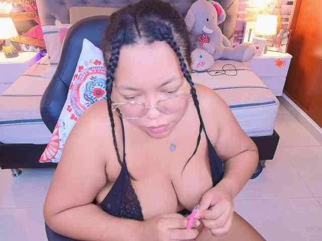 Italy-boobs webcam