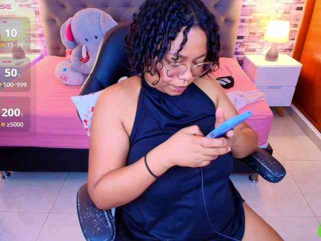 Italy-boobs Italy-boobs