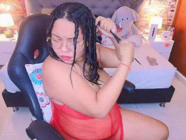 Italy-boobs webcam
