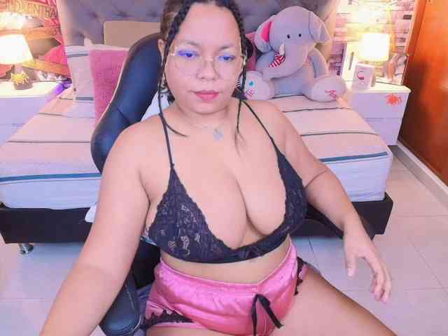 Italy-boobs webcam