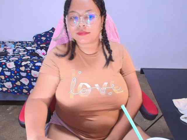 Italy-boobs webcam