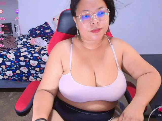 Italy-boobs webcam