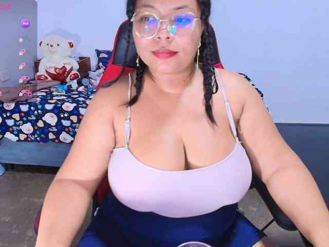 Italy-boobs webcam