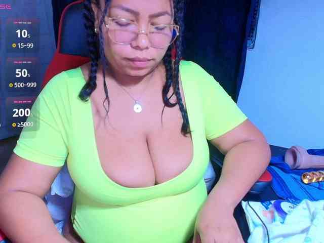 Italy-boobs Live Webcam on BongaCams