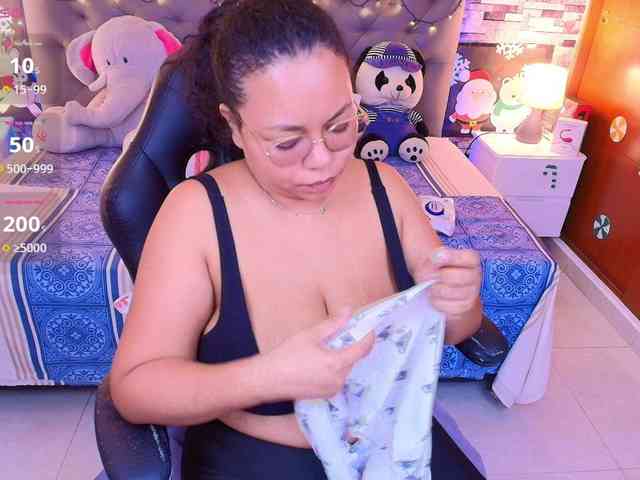 Italy-boobs Italy-boobs