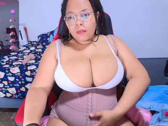 Italy-boobs webcam