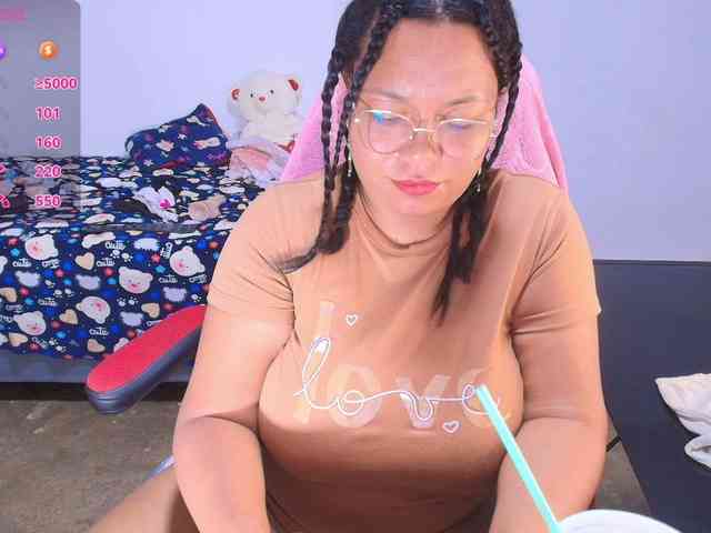 Italy-boobs webcam