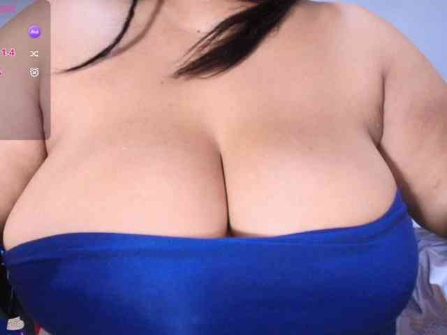Italy-boobs webcam