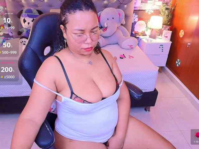 Italy-boobs Italy-boobs