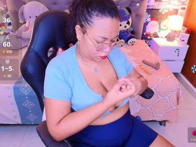 Italy-boobs Italy-boobs