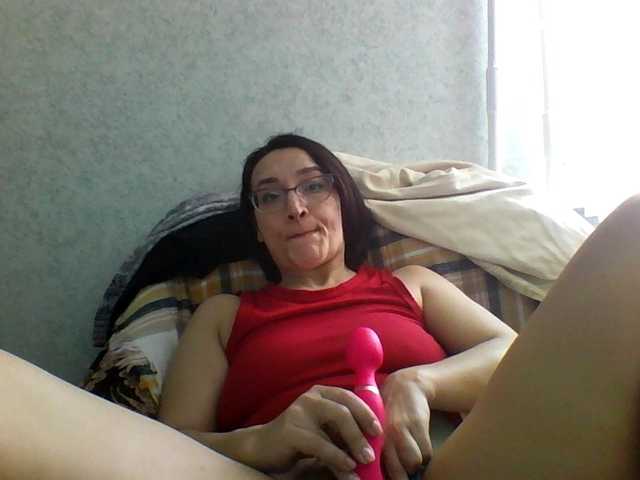 Jenis-1's BongaCams show and profile