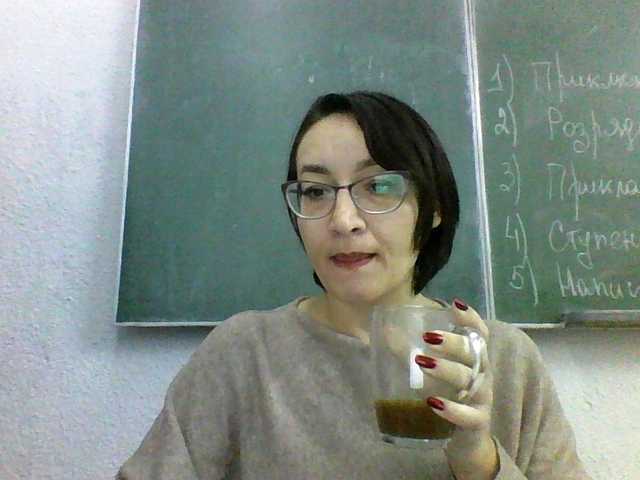 Jenis-1's BongaCams show and profile