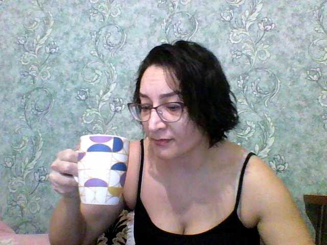 Jenis-1's BongaCams show and profile