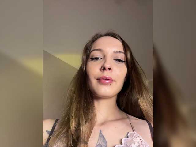 Maribett's BongaCams show and profile