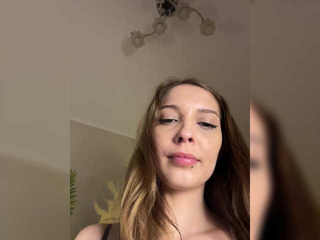 Maribett's BongaCams show and profile