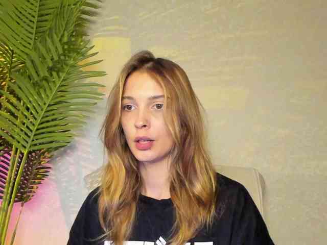 Maribett Live Webcam on BongaCams