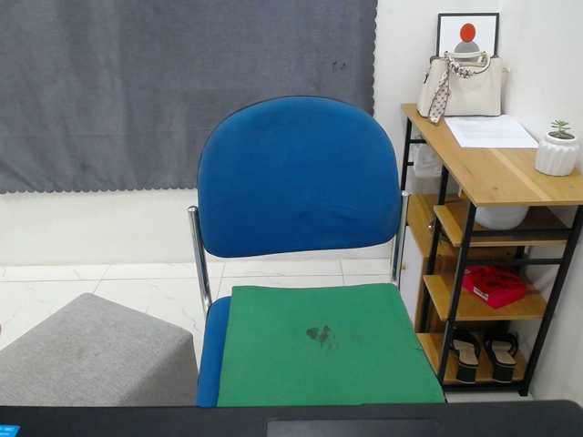 Shisabi1999's BongaCams show and profile