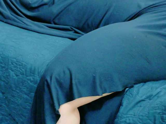 Littlemilfgela on BongaCams 