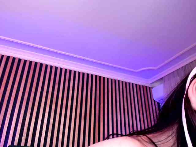 YukiLewd webcam