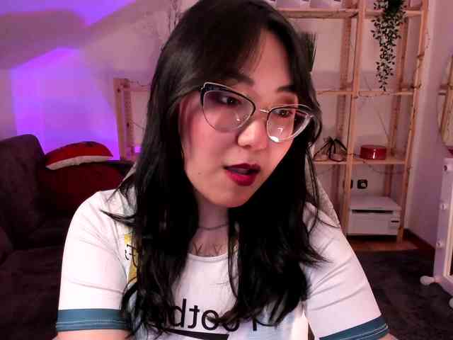 YukiLewd webcam