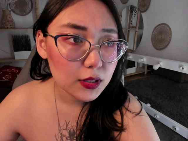 YukiLewd webcam