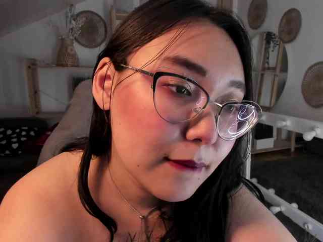 YukiLewd webcam