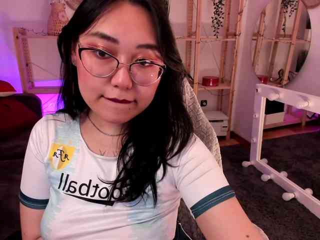 YukiLewd webcam