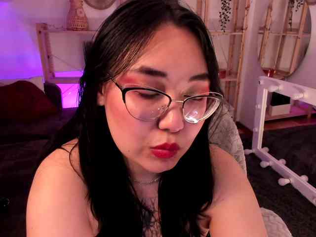 YukiLewd webcam