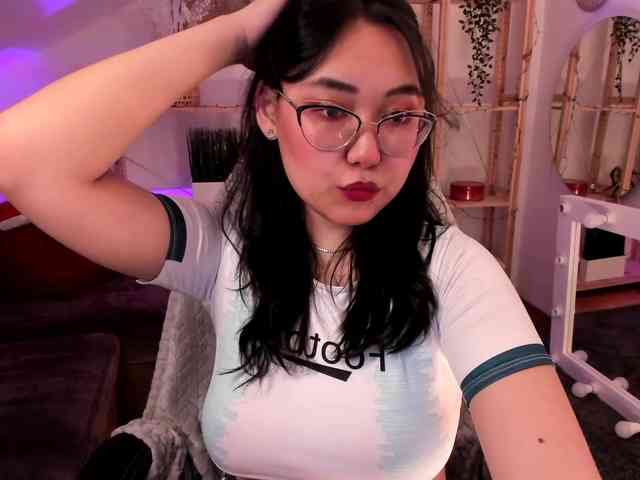 YukiLewd webcam