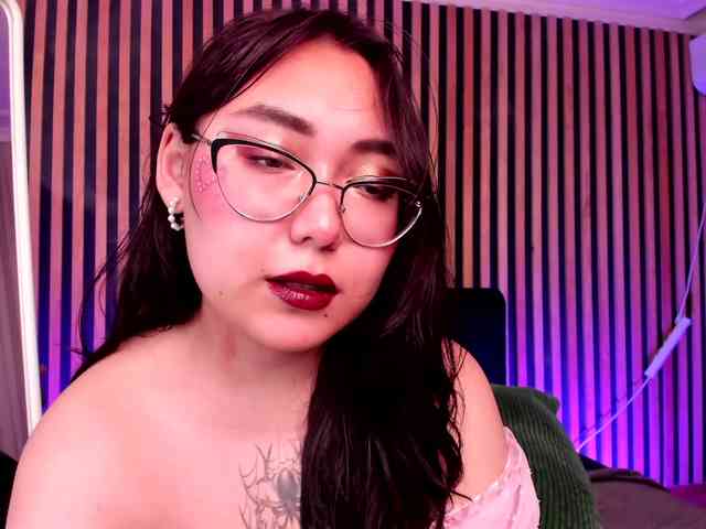 YukiLewd webcam