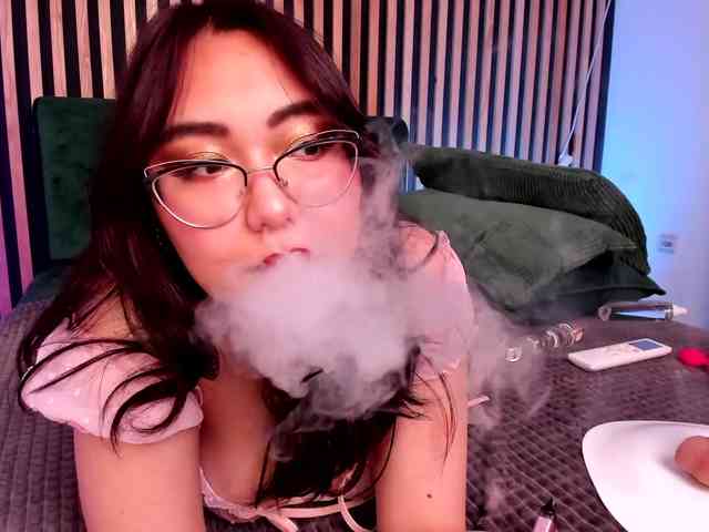 YukiLewd webcam