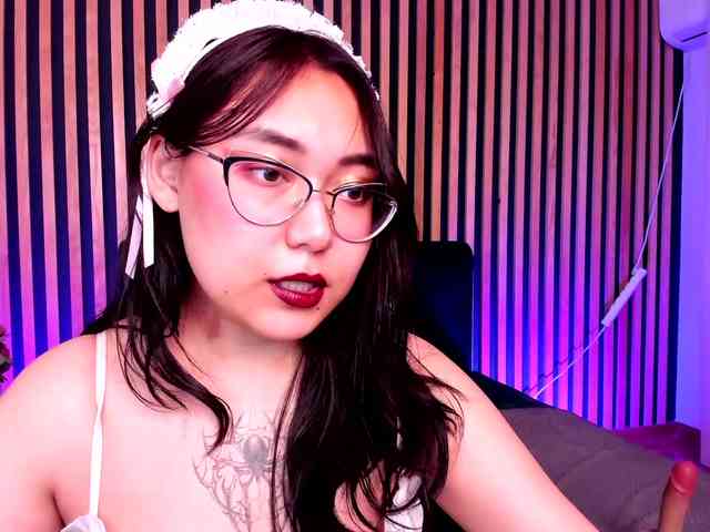 YukiLewd webcam