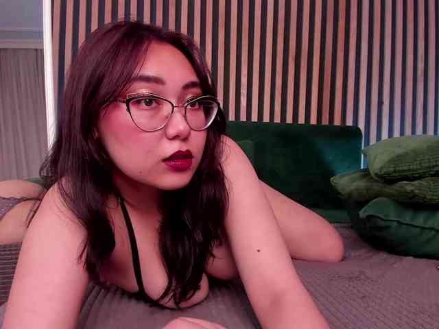 YukiLewd webcam